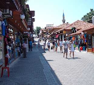 Shoppingmeile in Side