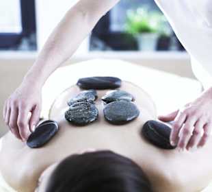 Ötztalersteinmassage im Aqua Dome