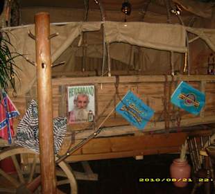 Planwagen in der Country- Westernkneipe