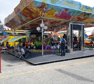 Der Luna-Park bei Tag und Nacht