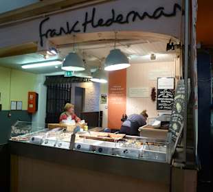 Verkaufsstände im englischem Markt