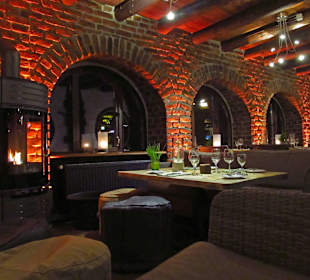 Tenne: Lounge - Bar - Restaurant