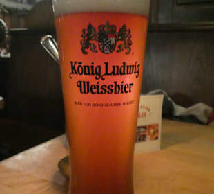 „Gute-Nacht-Getränk“ am Hackeschen Markt