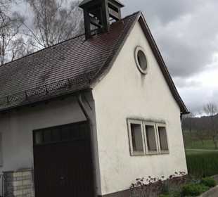 Friedhofkapelle Linsenhofen