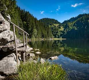 Taubensee mit glasklarem Wasser