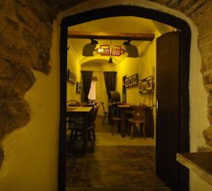 У зайца - пивной ресторан