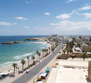 Blick vom Ribat auf die Küste