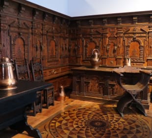 Bei einem Rundgang durch das Angermuseum