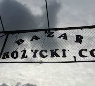 Eingangsschild zum Różycki Bazaar