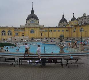  Széchenyi-Bad - Außenpool