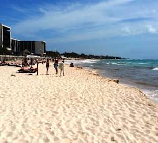 Etwas ausserhalb, im Norden, der Bucht von Playa del Carmen