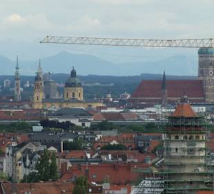 Blick von der Dachterrasse der M'Uniqo Rooftop Bar
