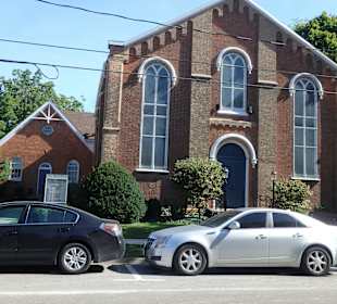 Vorderfront des Gotteshauses