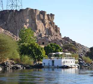 Bootsfahrt durch das Naturschutzgebiet
