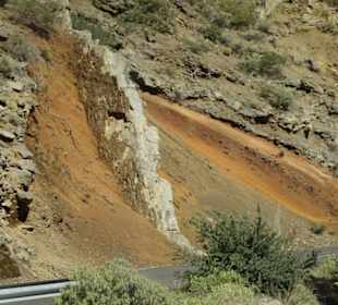 Farbige Lavaausbrüche