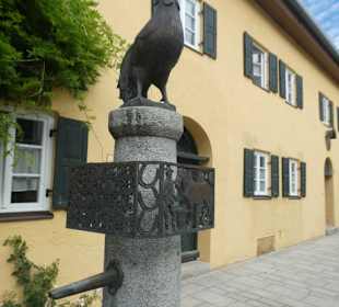 Schöner Brunnen vor dem Haus Ludwigstraße 16