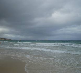 Der Strand zum Hotel