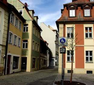 Am Hoffmanns-Platz viele Geschäfte