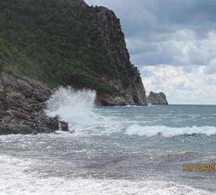 Burghügel am Kleopatrastrand