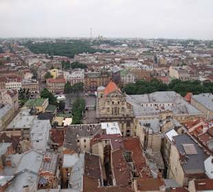 Über den Dächern von Lwiw