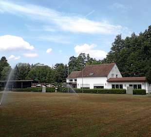 Waldgaststätte bei den Schäferhunden