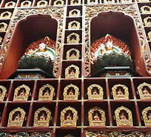 Buddha Tooth Relict Temple