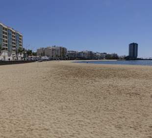 Der große Strand Playa de Reducto