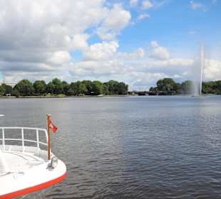 Binnenalster und große Fontäne