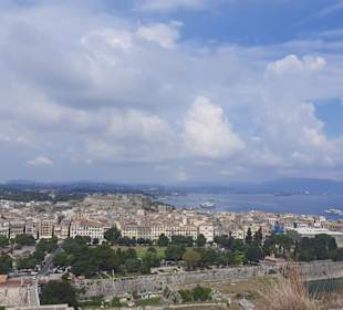 Herrlicher Blick auf Korfu-Stadt
