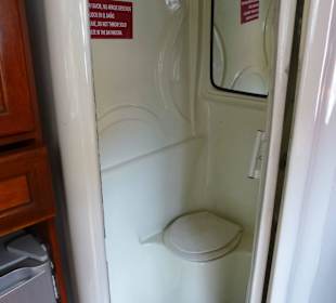 Sogar das WC ist neu