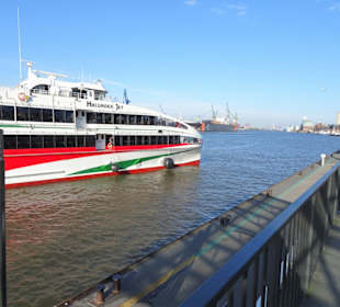 Eindrücke von den Landungsbrücken