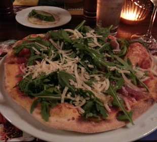 Pizza und Pasta sehr lecker 