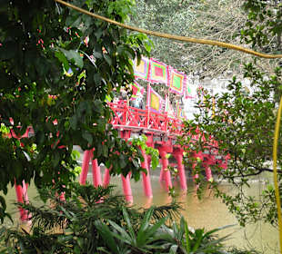 Brücke über den Hoan Kiem See