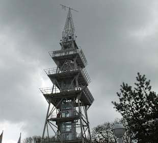 Wieża widokowa przy termach