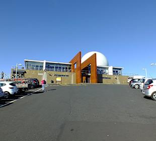 Großer Parkplatz am Gipfel