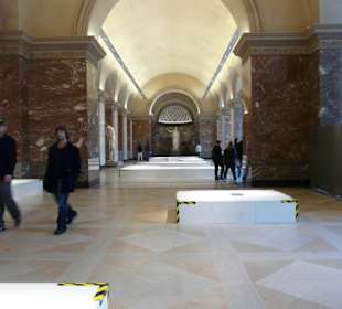 Dans le Louvre
