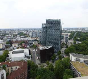 Ausblick vom Penthouse Elb-Panorama, 20.Stock