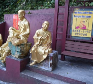 Temple of 10.000 Buddhas