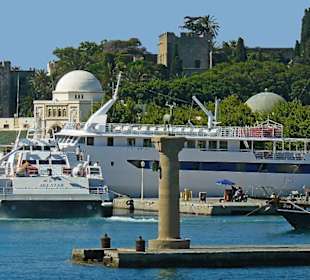 Impressionen Mandraki Hafen & Umgebung