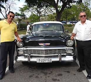 Alfredo und Charlos und der tolle Oldtimer