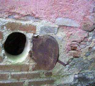 Ofen für das Badewasser