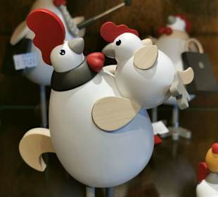 Kh27- moderne kleine Schnitzerei