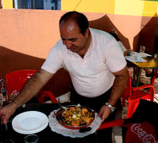 Hauptgericht: Paella mit Meeresfrüchten