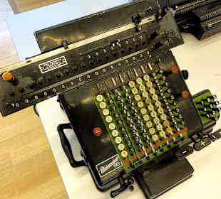 Alte Rechenmaschine