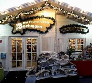 Spaziergang über den Märchenweihnachtsmarkt