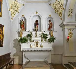 Rundgang durch die Kirche San Giacomo Maggiore