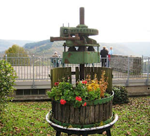 Dekorierte alte Weinpresse