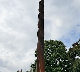 U5-Denkmal, von einem Großbohrgerät geschaffen