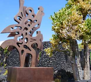 Das typische Manrique- Signet