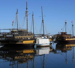Schiffe im Hafen